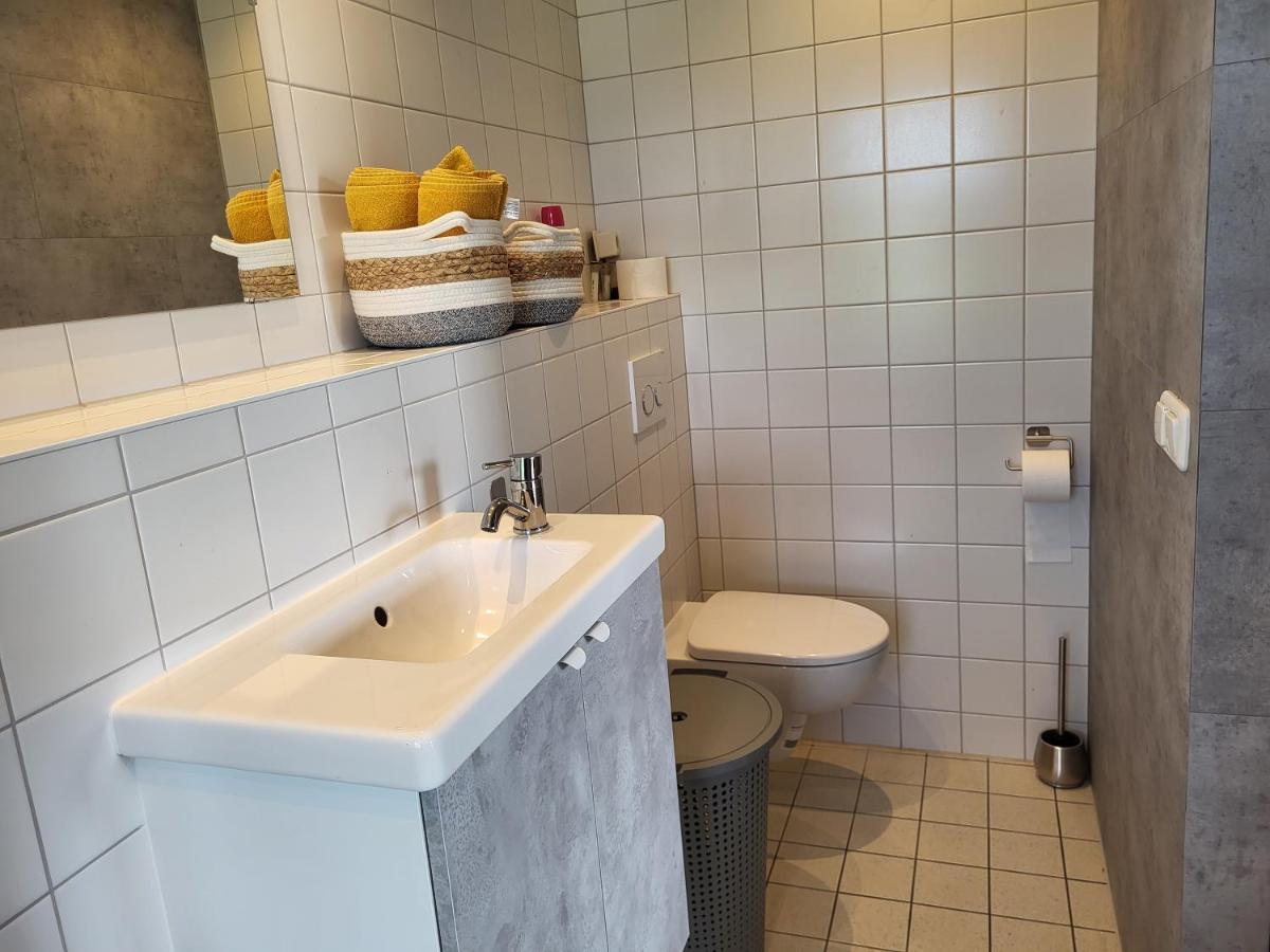 Slapen Aan De Voet Van De Molen Ovezande Bagian luar foto