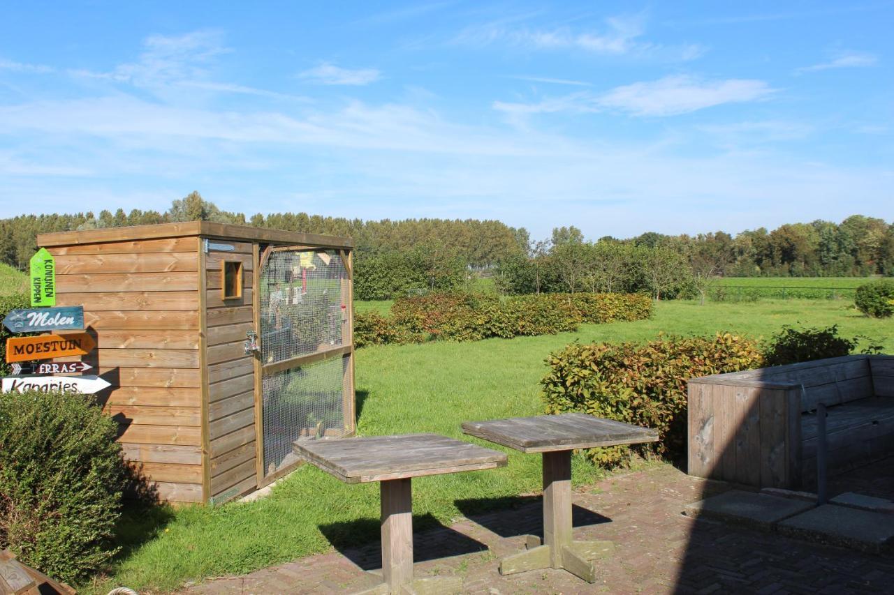 Slapen Aan De Voet Van De Molen Ovezande Bagian luar foto