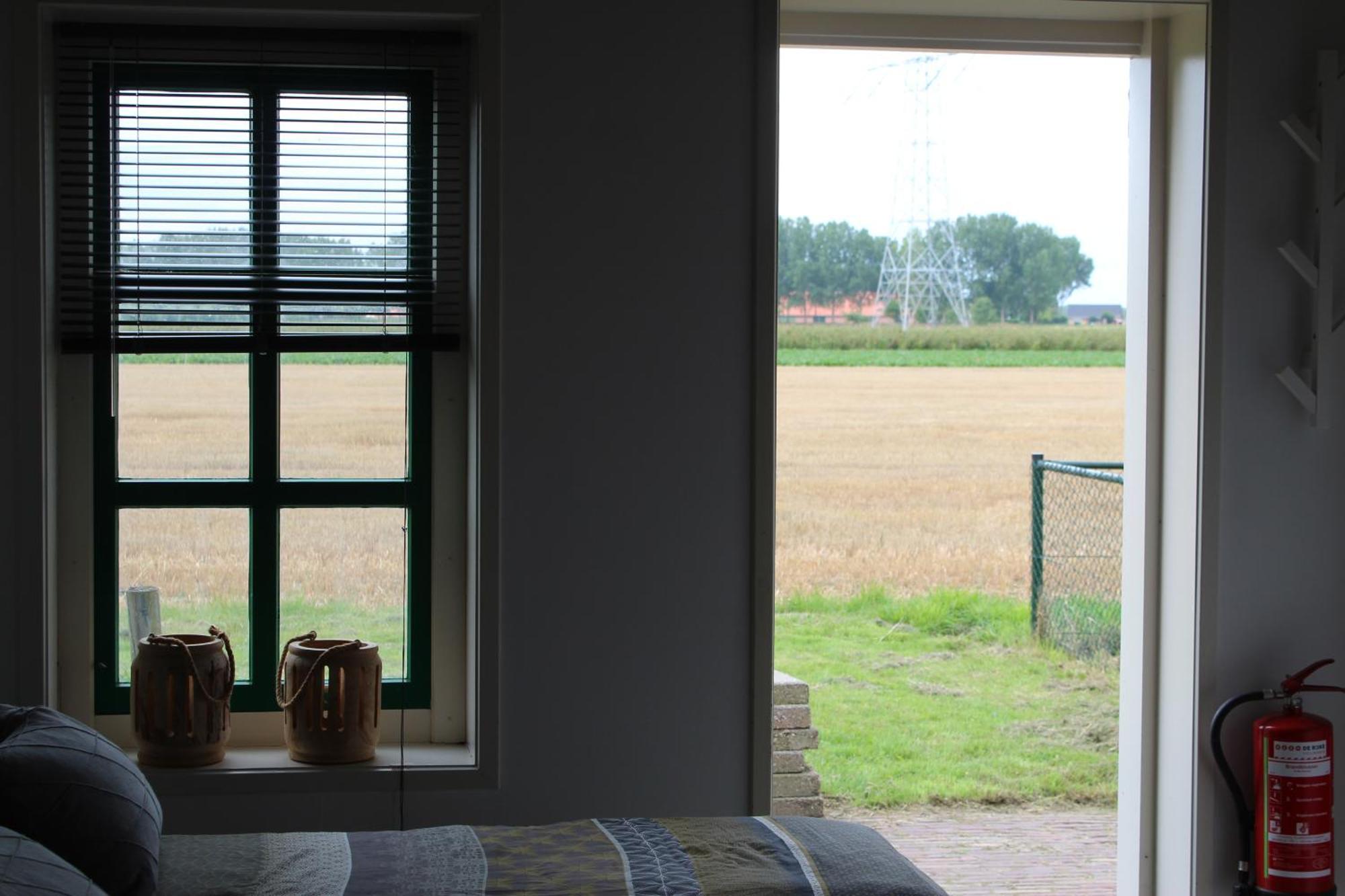 Slapen Aan De Voet Van De Molen Ovezande Bagian luar foto