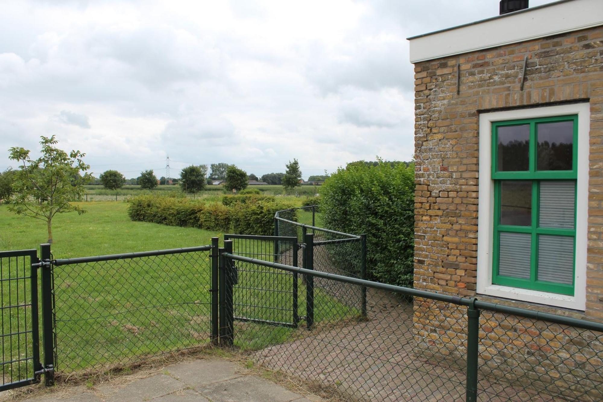 Slapen Aan De Voet Van De Molen Ovezande Bagian luar foto